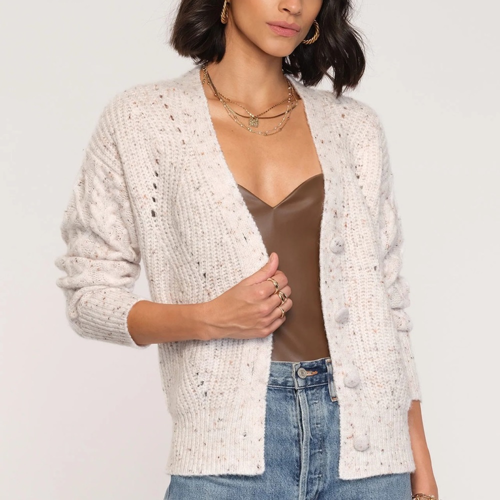 Heartloom Women's Cream Cardigan Sweater Size S V Neck Loose Fit Front Buttons